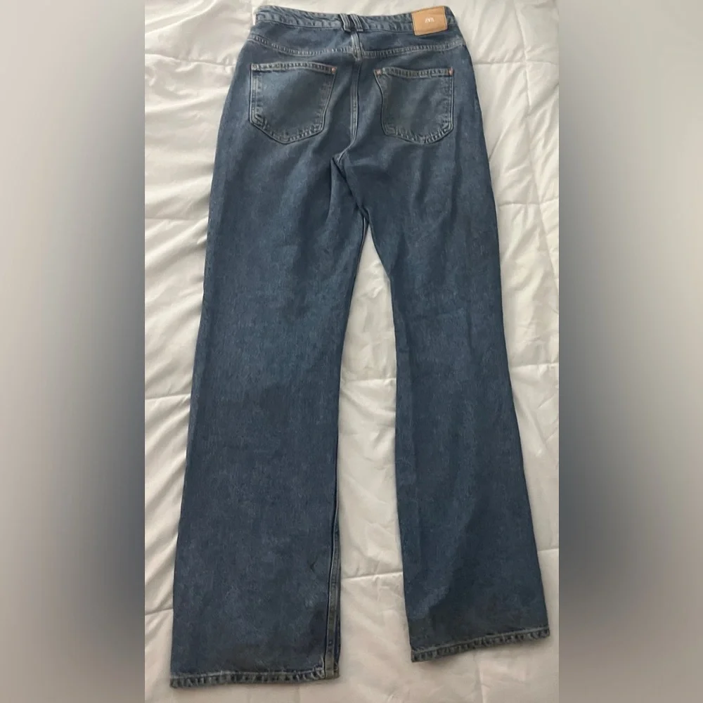 ZARA Jeans - High Rise - Ripped - Picture 2 of 4